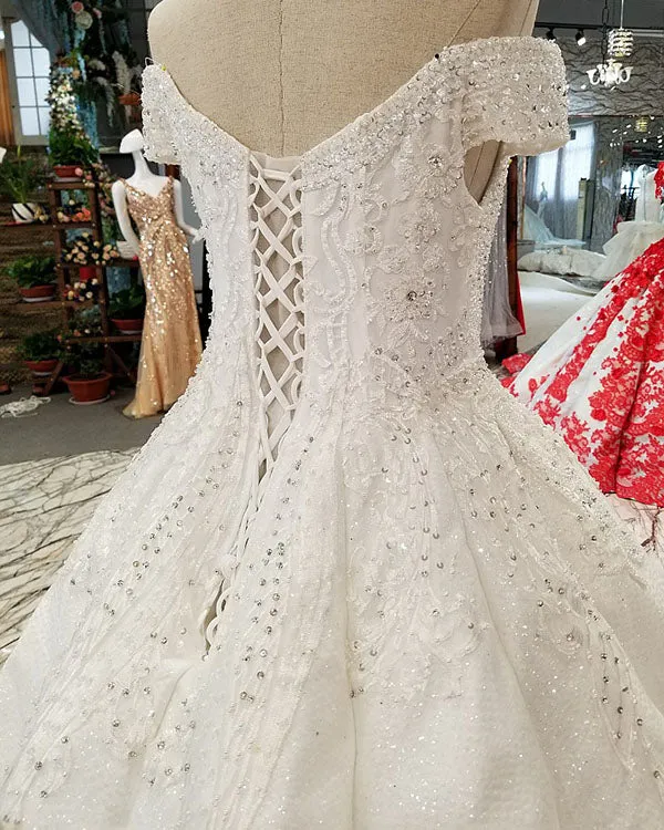 2018 Ball Gown Wedding Dresses with Cap Sleeves Sparkly Wedding Gowns Floor Length