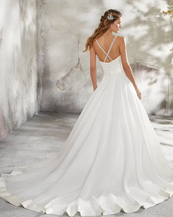 2018 Elegant Satin Wedding Dresses V-Neck Beaded Organza Ball Gown Simple Bridal Wedding Gowns