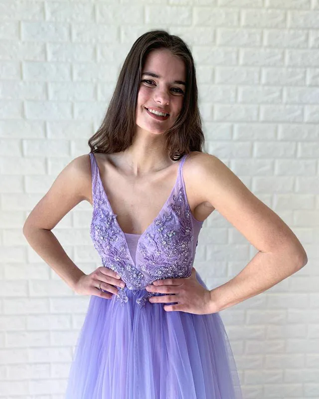 2019 Light Purple Tulle Prom Dresses with V-Neck Beaded Bodice Long Prom Gowns