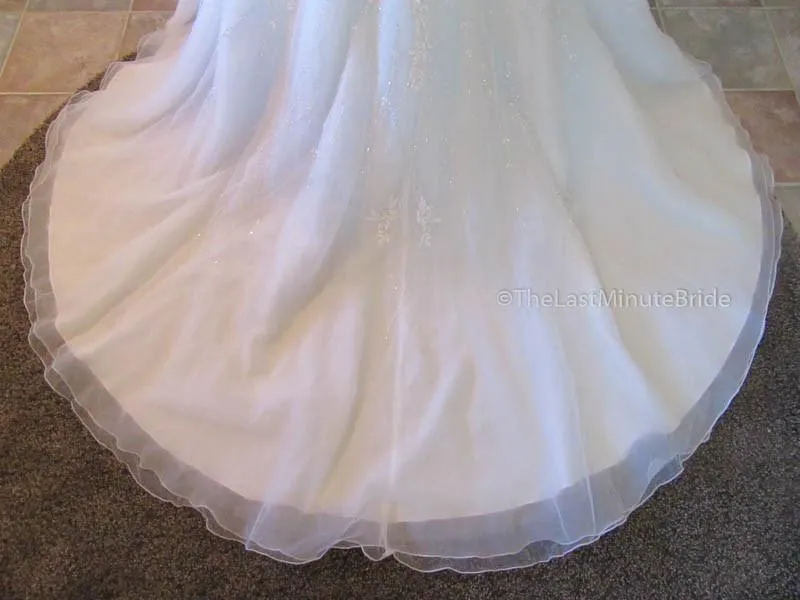 Allure Bridals 8769