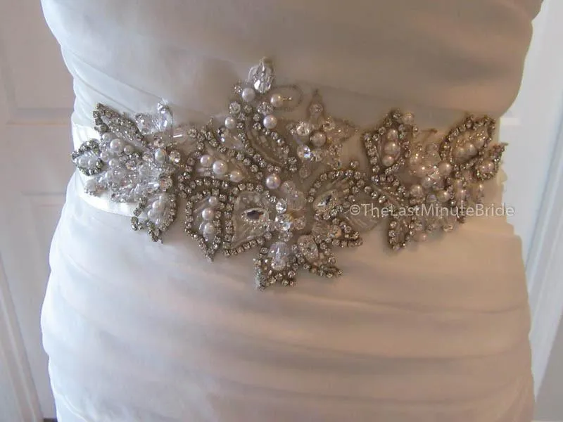 Allure Bridals 8966