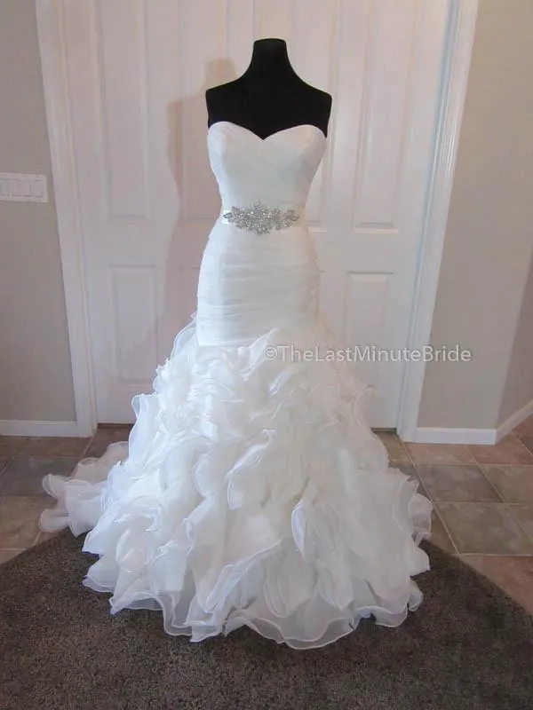 Allure Bridals 8966