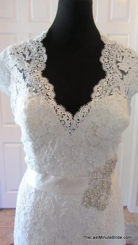 Allure Bridals 9064