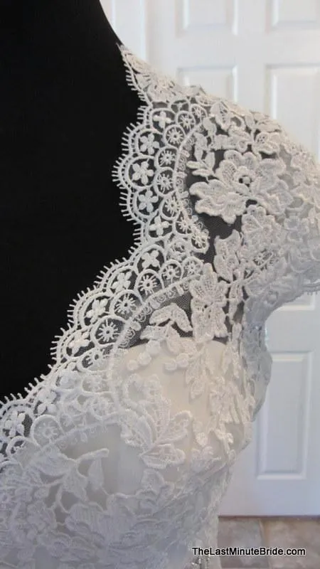 Allure Bridals 9064