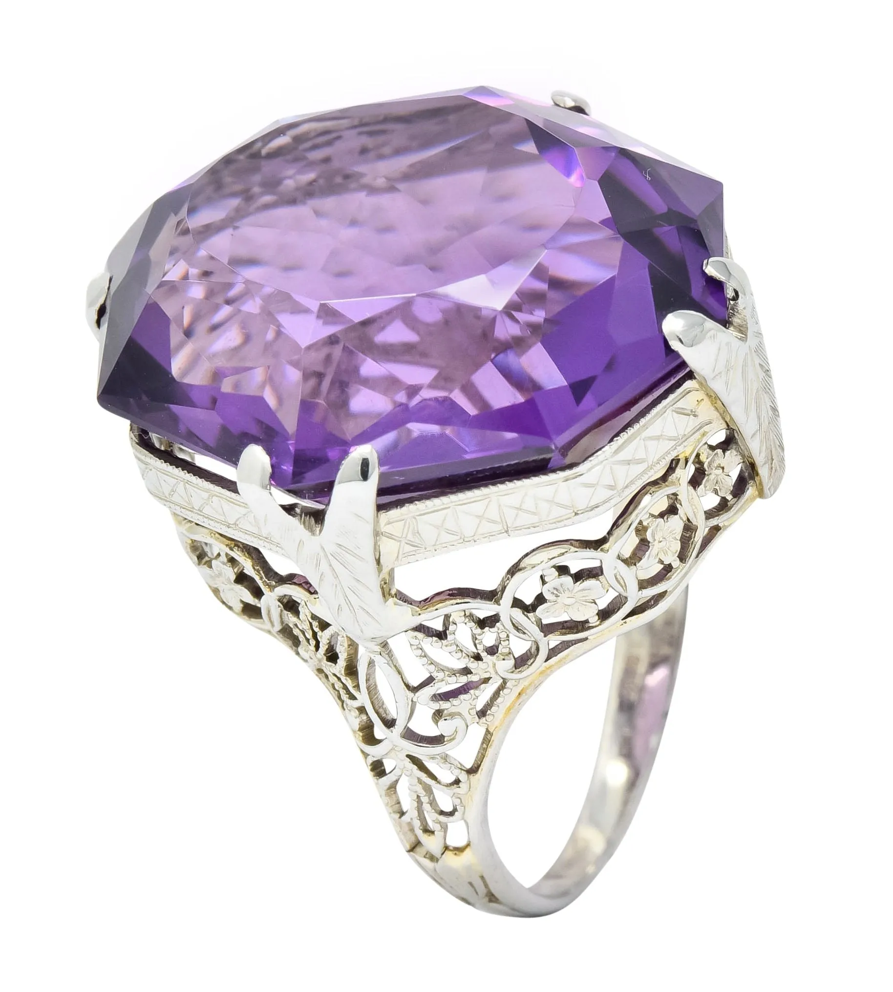Edwardian Amethyst 18 Karat White Gold Floral Lace Cocktail Ring
