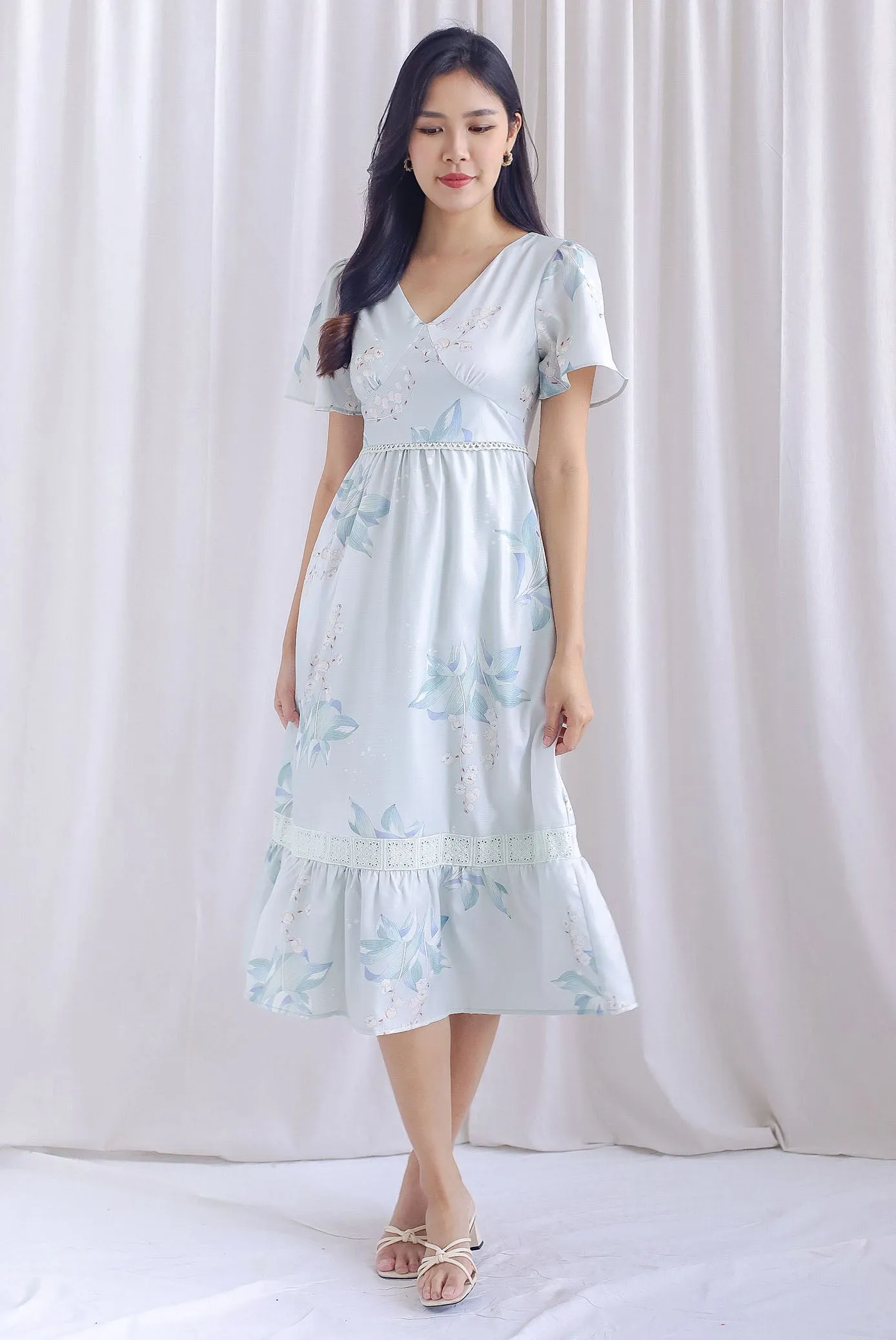 Eirini Lattice Insert Sleeved V Neckline Floral Dress In Sage
