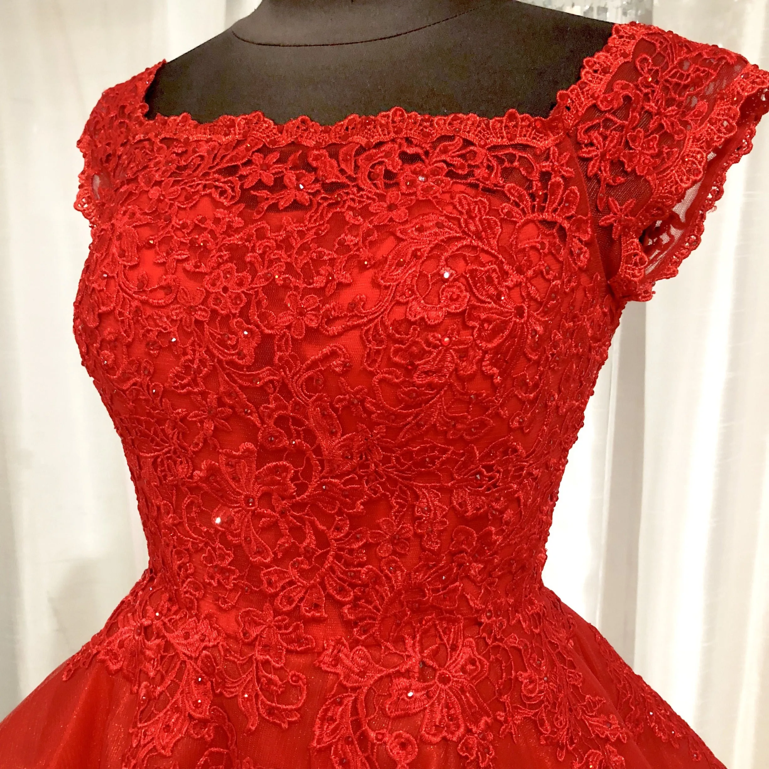 ELLIE WILDE Red Off-The-Shoulder A-line Short Dress Size 0