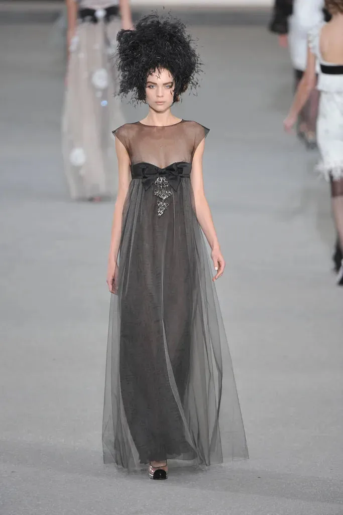 Exceptional Spring 2009 Chanel by Karl Lagerfeld Runway Look 62 Silk & Tulle Dress