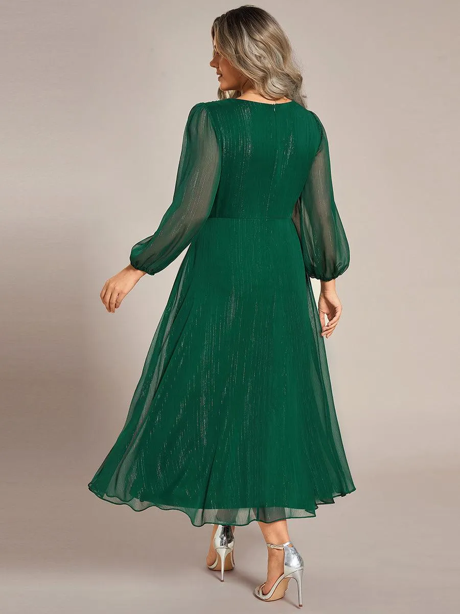 Grande taille Robe de soirée trapèze scintillante à manches longues et col en V en mousseline de soie avec nud torsadé