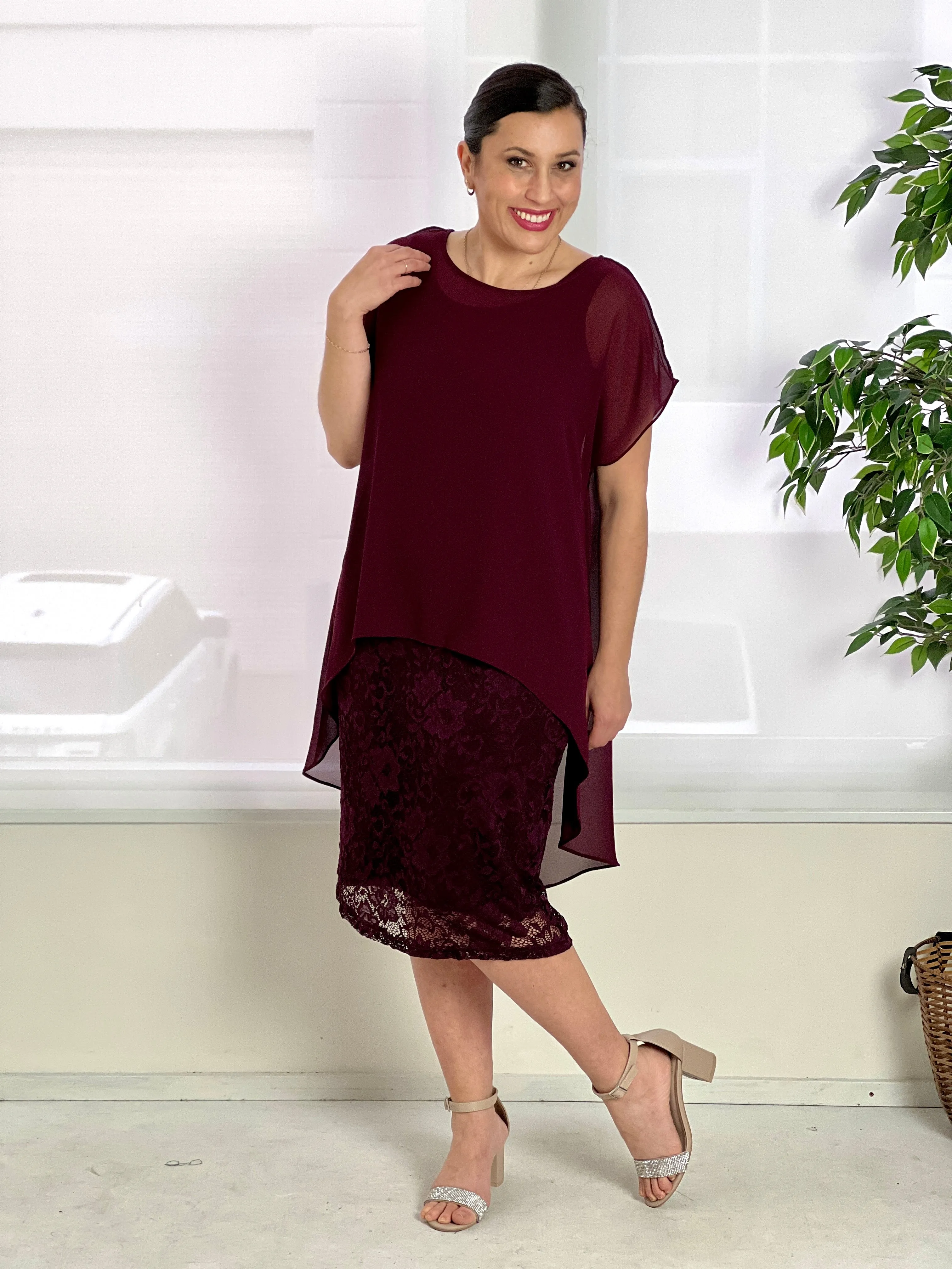 Hulston Burgundy Evening 2 Piece Set