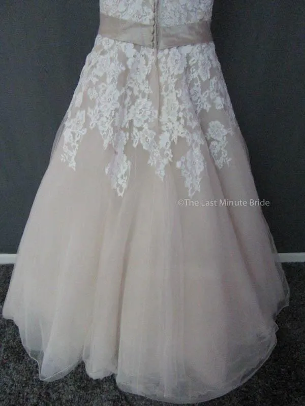 Justin Alexander 8815 size 16