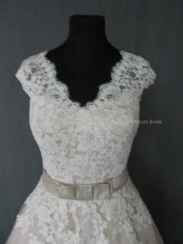 Justin Alexander 8815 size 16
