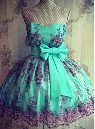 Lace Cheap Appliques Lovely Sweetheart Bowknot ShortHomecoming Dresses TR0031