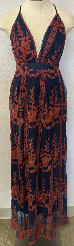 LACE EMPIRE WAIST MAXI DRESS