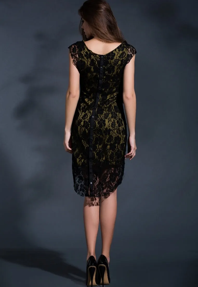 Lace me all over midi dress