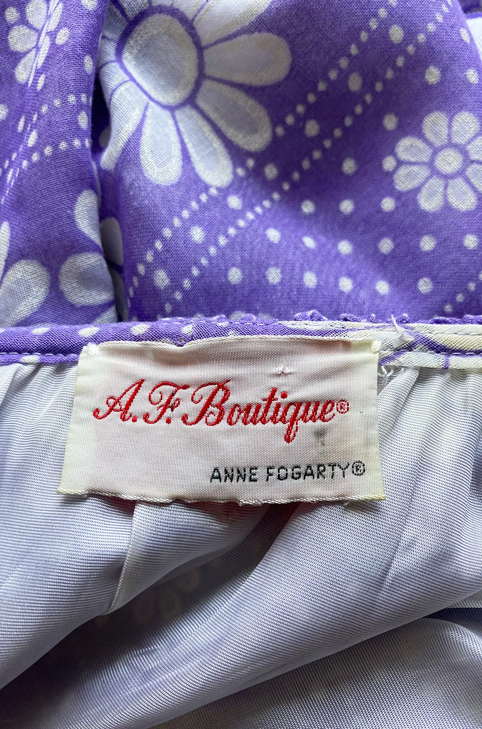 Late 1960s Anne Fogarty Soft Lavender Purple & White Floral Off Shoulder Empire Waist Dress