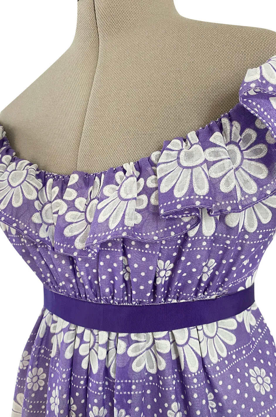 Late 1960s Anne Fogarty Soft Lavender Purple & White Floral Off Shoulder Empire Waist Dress