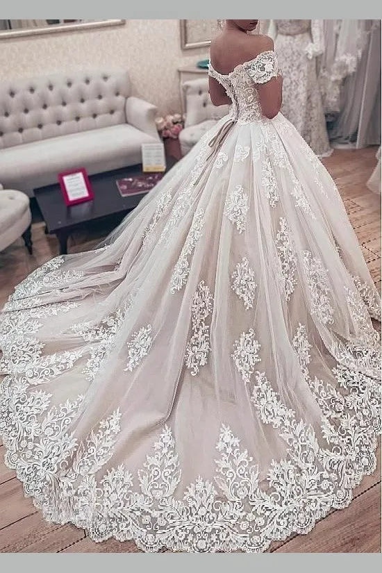 Lavish Lace Wedding Ball Gown Dress with Off-the-shoulder Sleeves