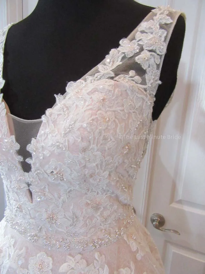 Lo' Adoro by Rachel Allen Style M636