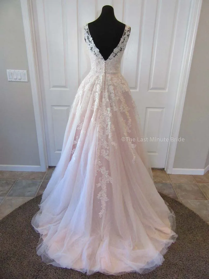 Lo' Adoro by Rachel Allen Style M636