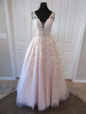 Lo' Adoro by Rachel Allen Style M636