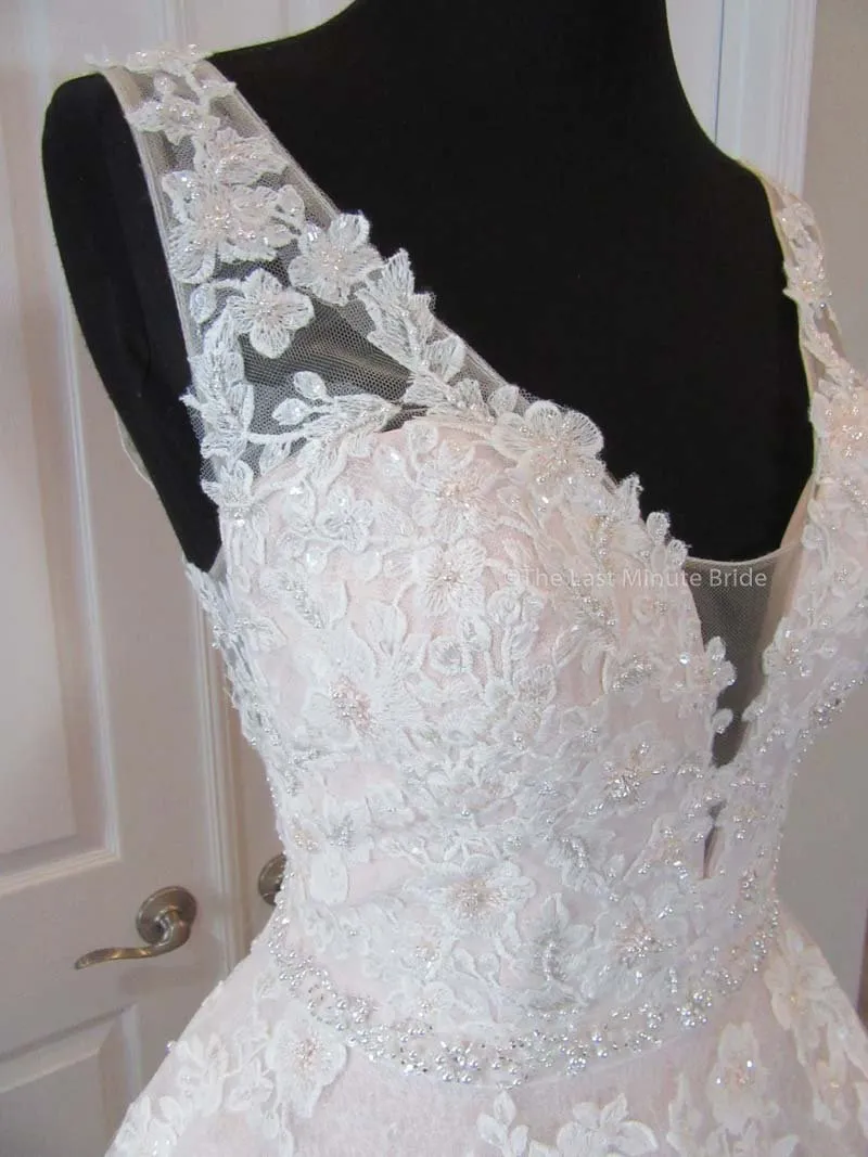 Lo' Adoro by Rachel Allen Style M636
