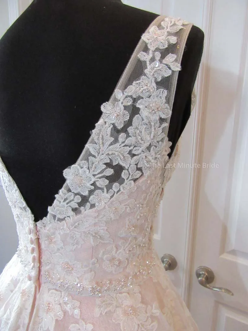 Lo' Adoro by Rachel Allen Style M636