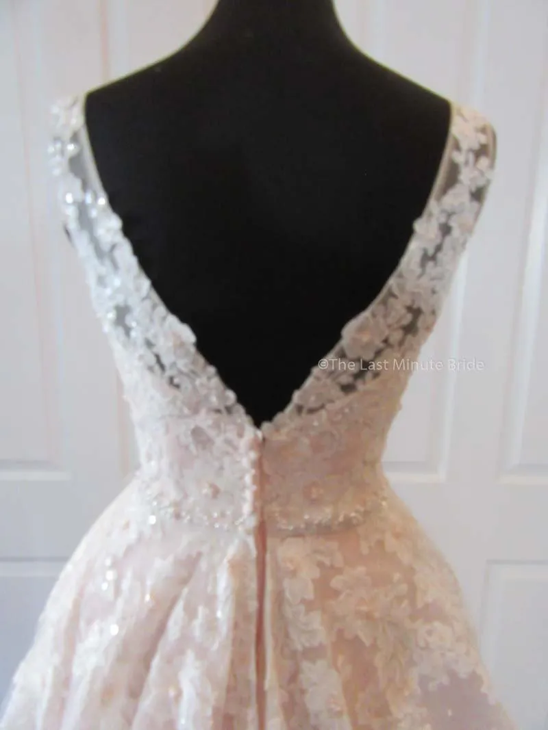 Lo' Adoro by Rachel Allen Style M636