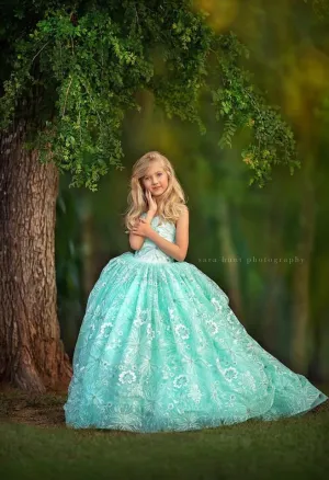LuXee Couture~ Ariela