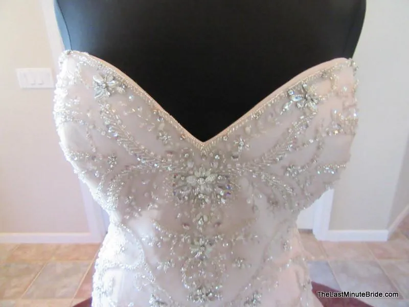 Maggie Sottero Aurora 5MT153 size 26 sold out