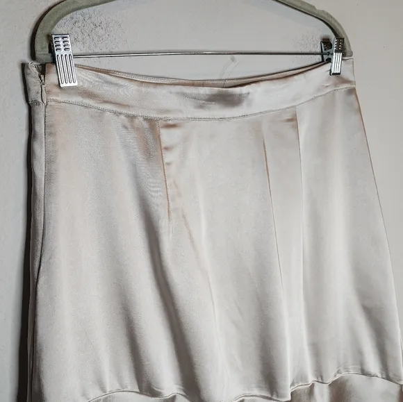 NWT Ann Taylor Beige Greige Silver Satin Midi Skirt Size 12