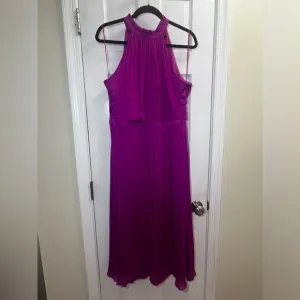 NWT Banana Republic Satin Magenta Midi Cocktail Dress - Size 12
