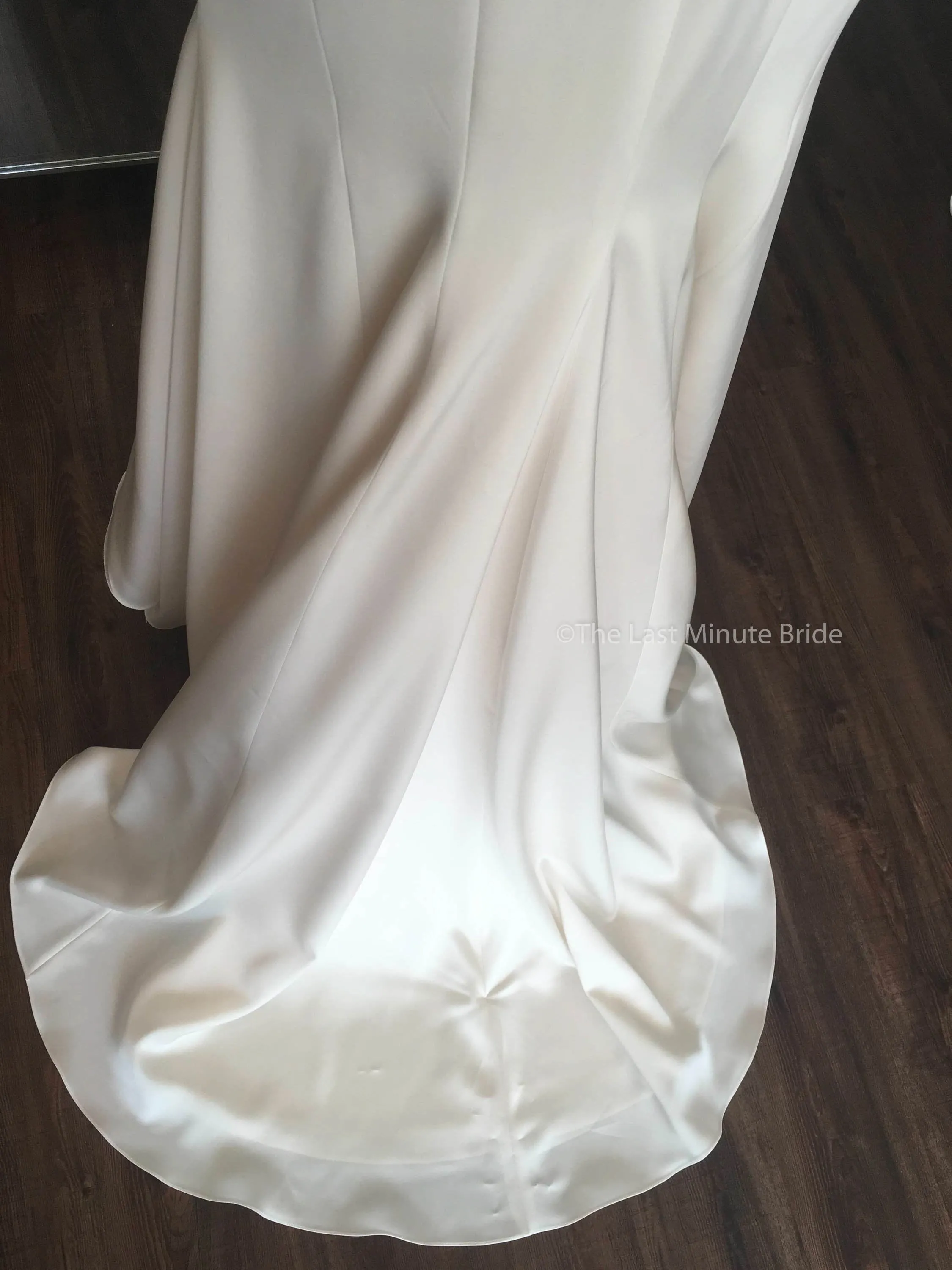 Paloma Blanca 4828
