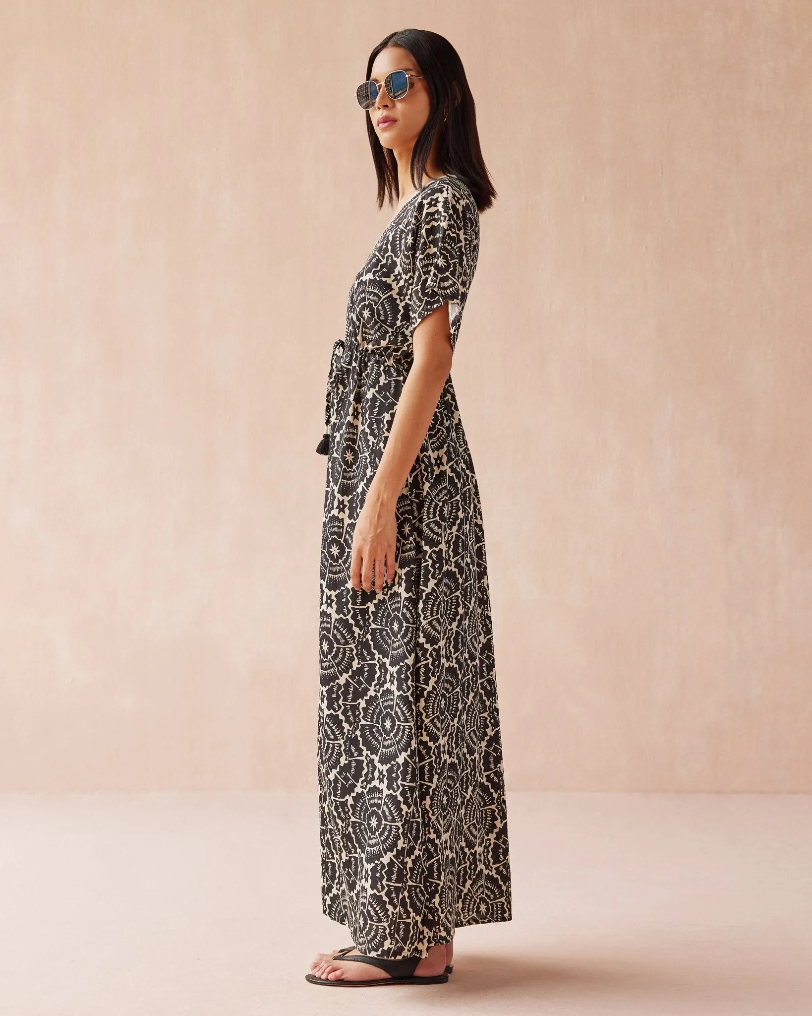 Pia Caftan