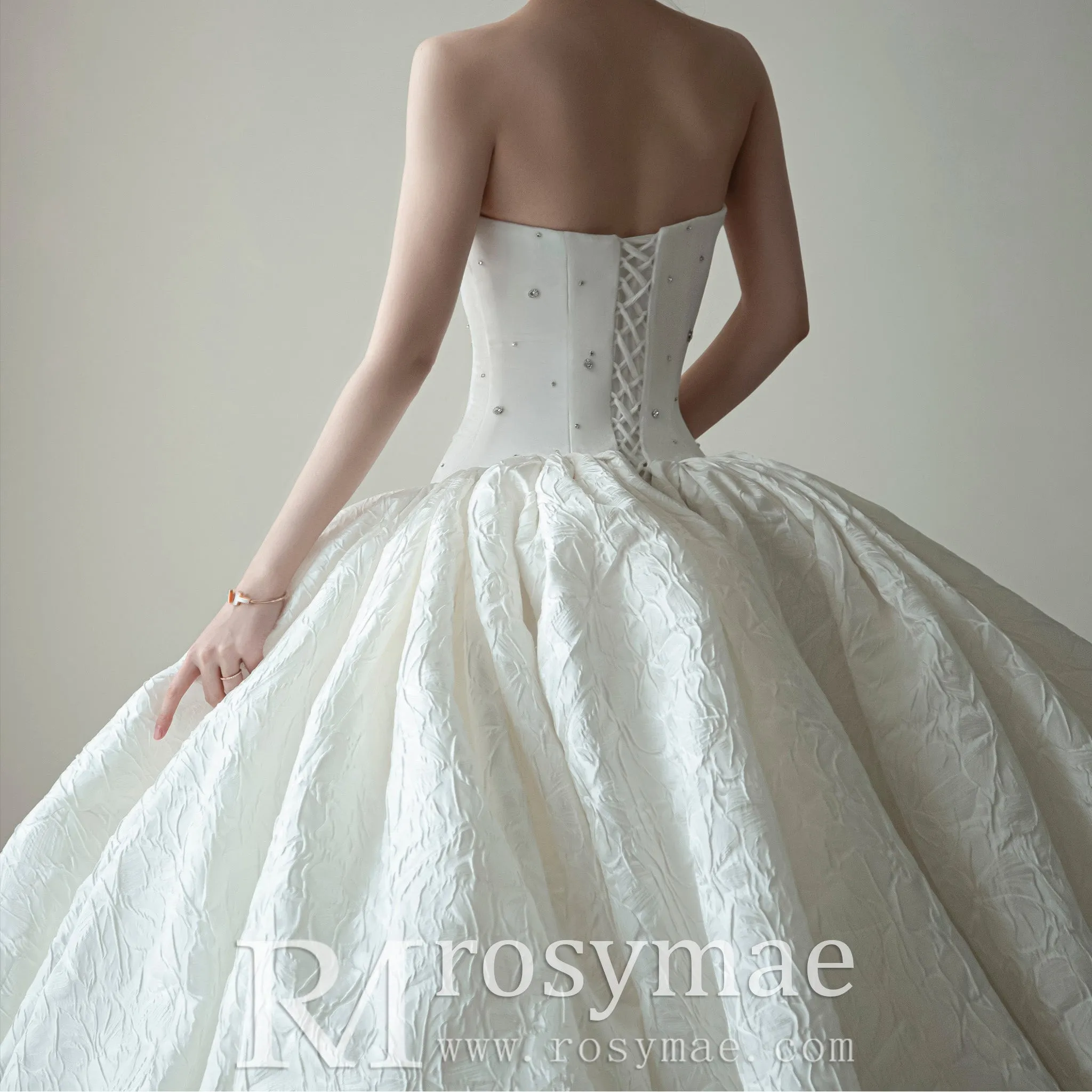 Pleated Ball Gown Luxury jacquard weave Wedding Dress