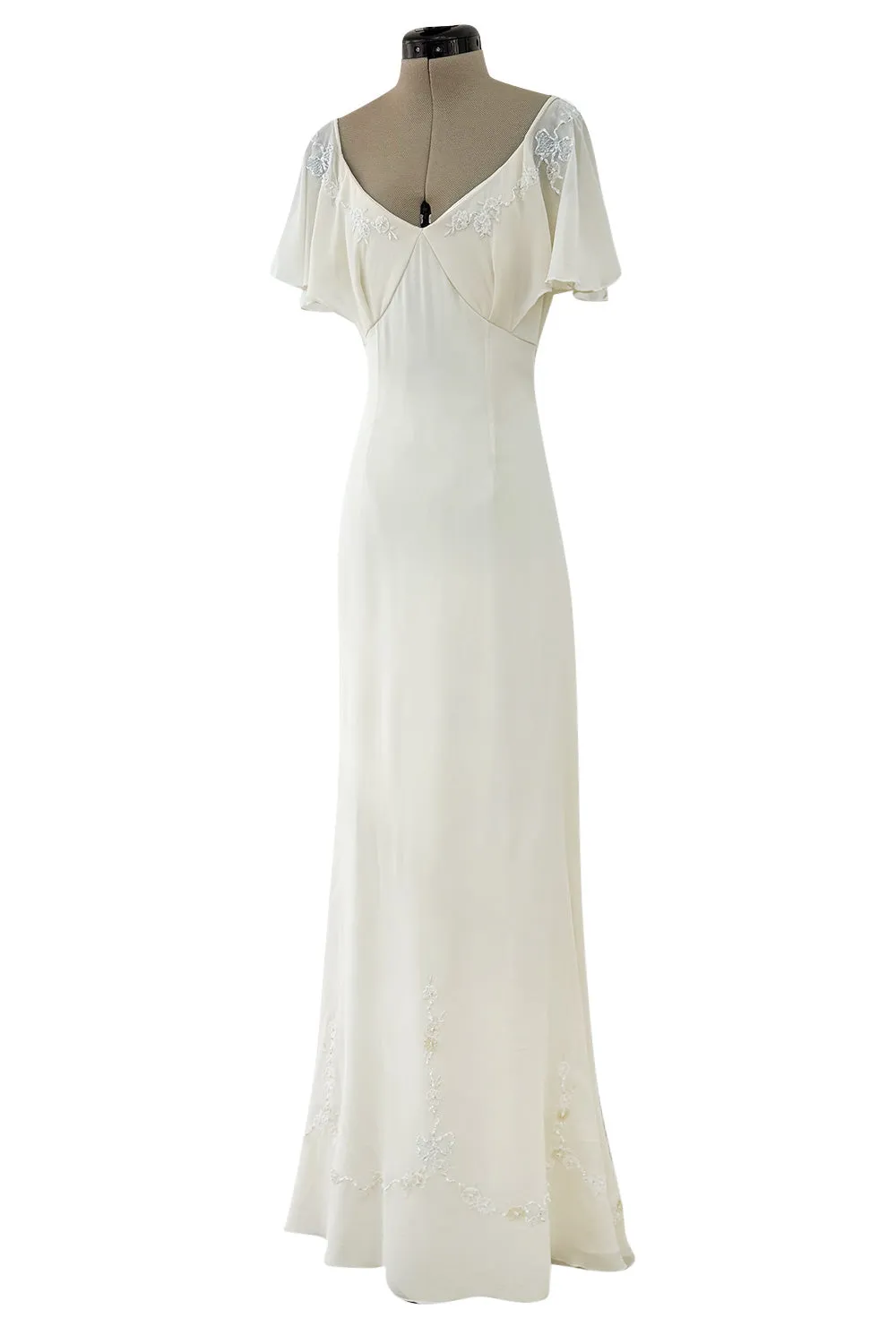 Pretty 2000s Blumarine Sposa Ivory Cape Sleeve Wedding Dress w Train & Emrpoidery