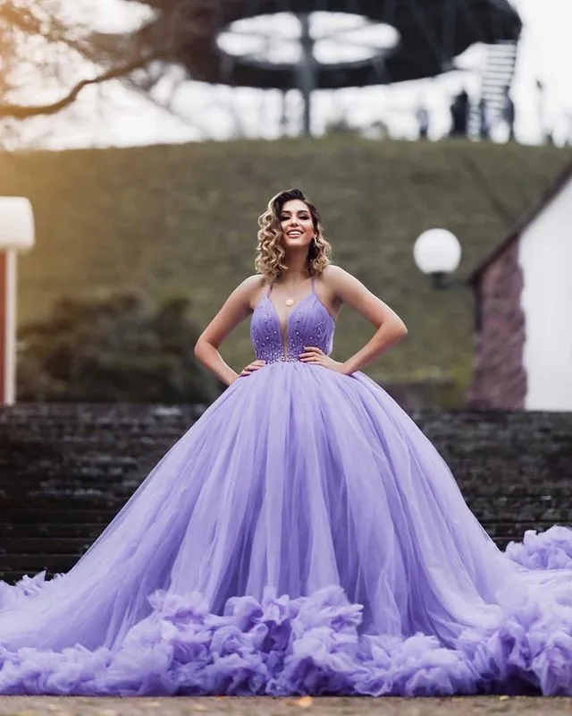 Purple Tulle Wedding Dresses Ball Gown Spaghetti Straps V-Neck Beaded Bridal Wedding Gowns 803076
