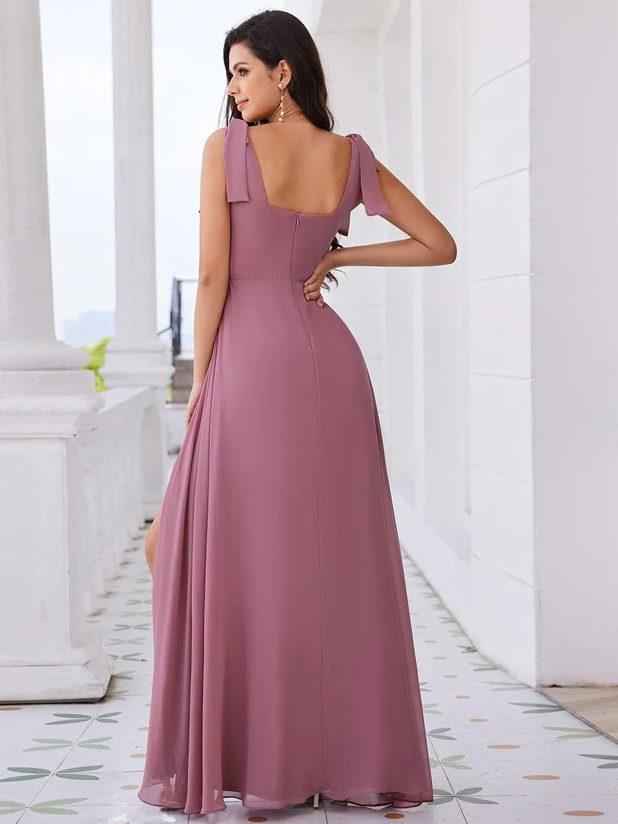Robe de demoiselle d'honneur en mousseline de soie avec nœud papillon et sans manches à encolure carrée