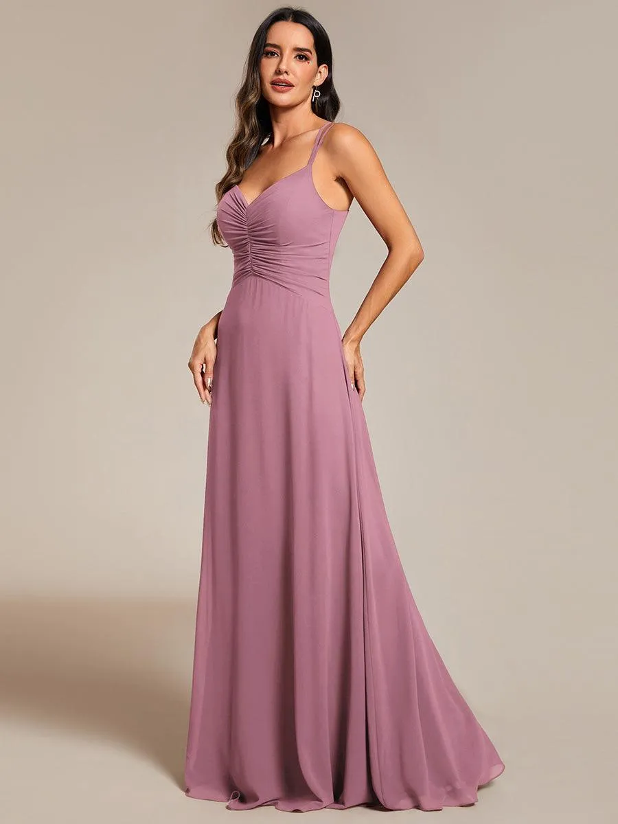 Robe de demoiselle d'honneur plissée chic à bretelles réglables et col en V