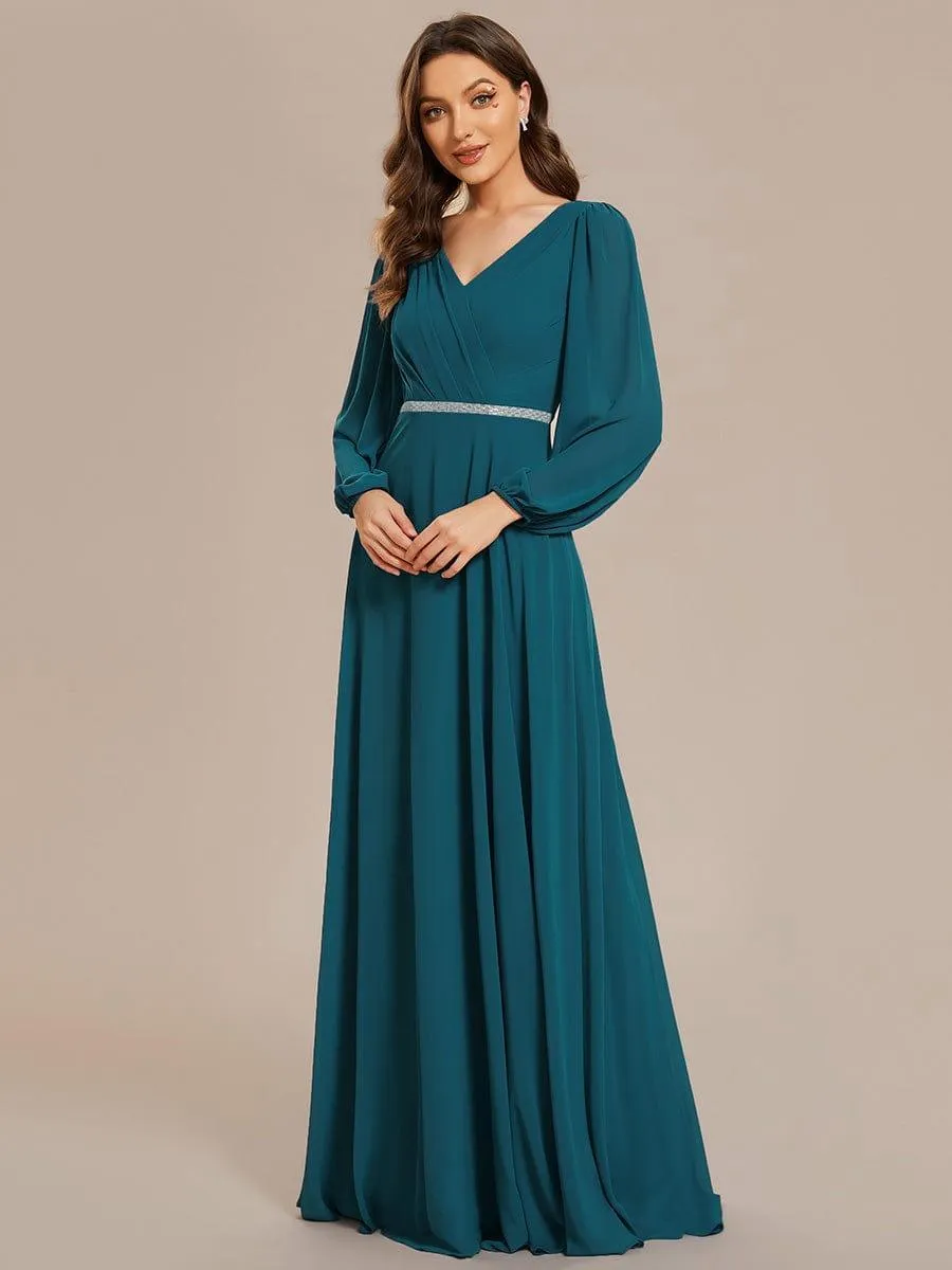 Robe de soirée plissée en mousseline de soie double col en V manches longues ceinture brillante