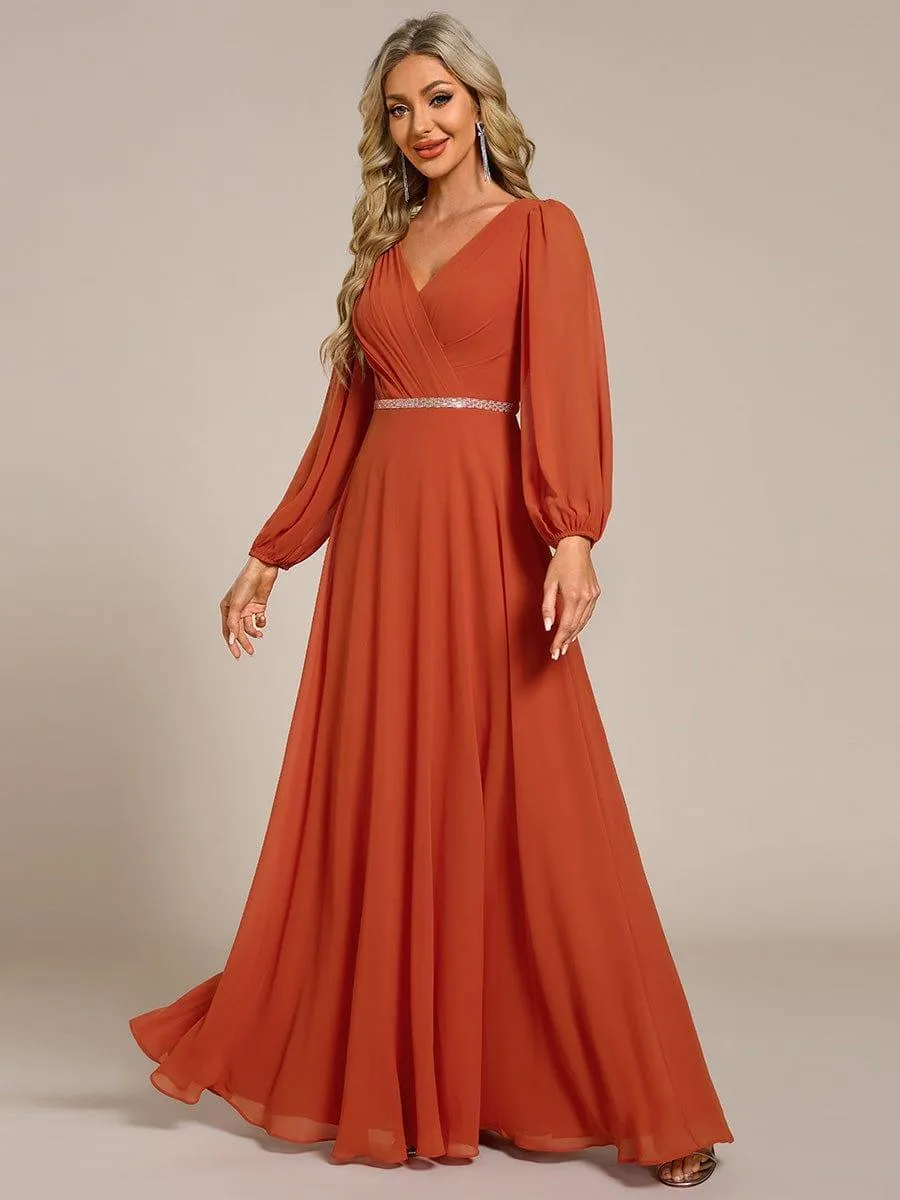 Robe de soirée plissée en mousseline de soie double col en V manches longues ceinture brillante