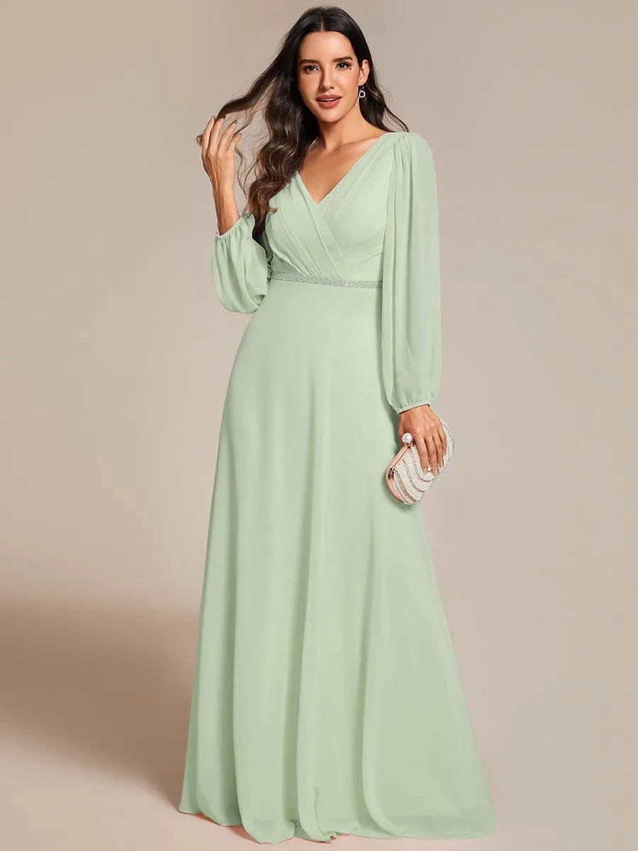 Robe de soirée plissée en mousseline de soie double col en V manches longues ceinture brillante