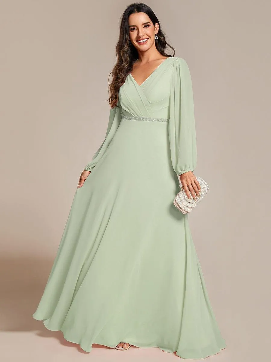Robe de soirée plissée en mousseline de soie double col en V manches longues ceinture brillante