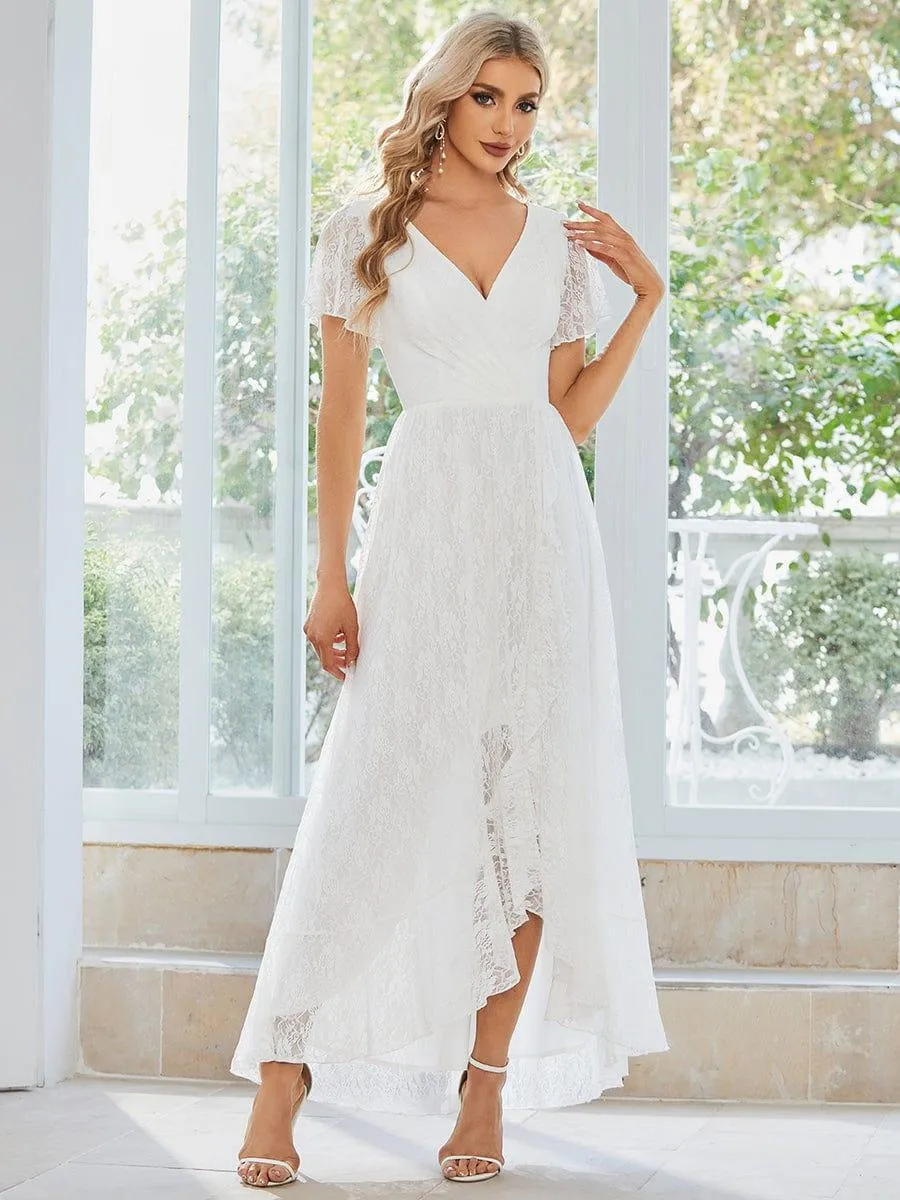 Robe d'invité en dentelle plissée à manches courtes et col V