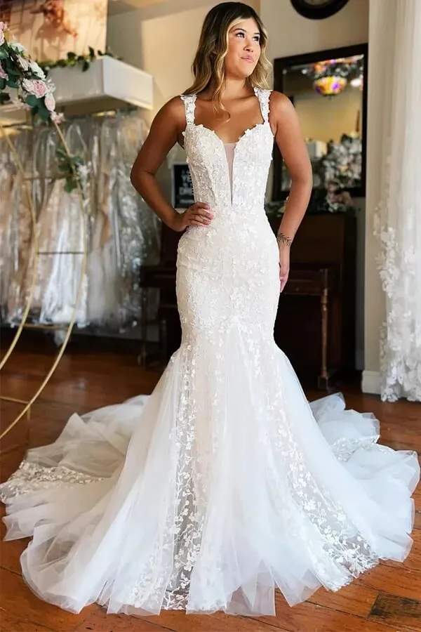 Roycebridal Gorgeous Ivory Tulle Mermaid V-neck Lace Appliqued Wedding Dresses, MW1002