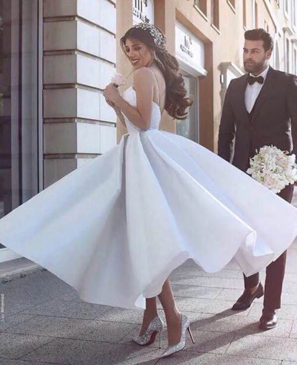 Roycebridal Satin A-line V-neck Spaghetti Straps Short Wedding Dresses with Appliques, MW514