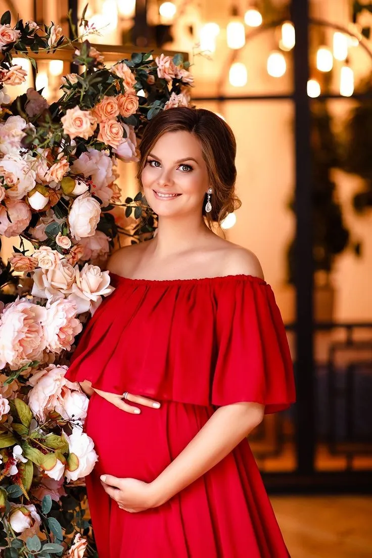 Ruffles Off-the-shoulder Red Baby-Shower Dresses with Long Train