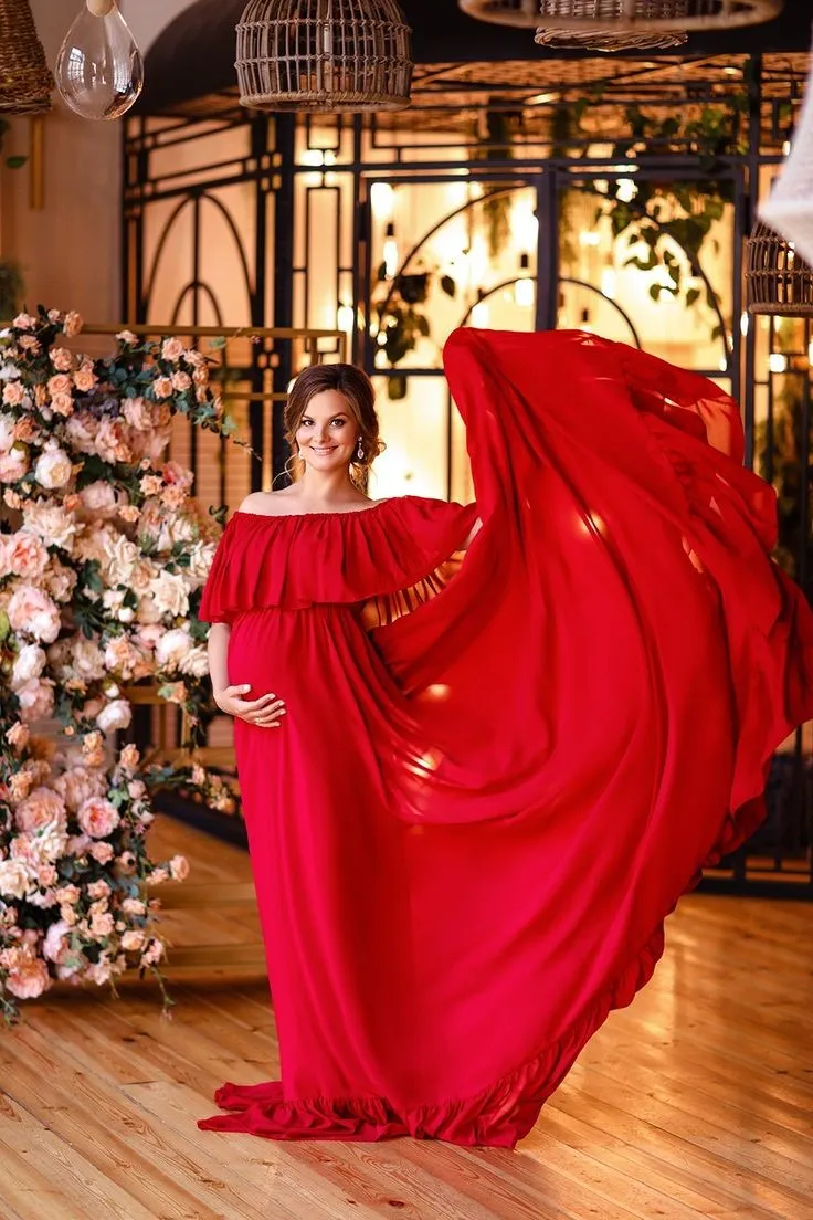 Ruffles Off-the-shoulder Red Baby-Shower Dresses with Long Train