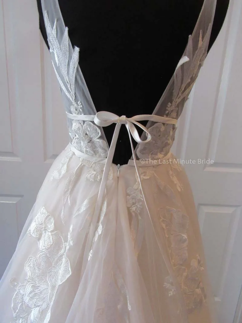 The Last Minute Bride Style Brenda