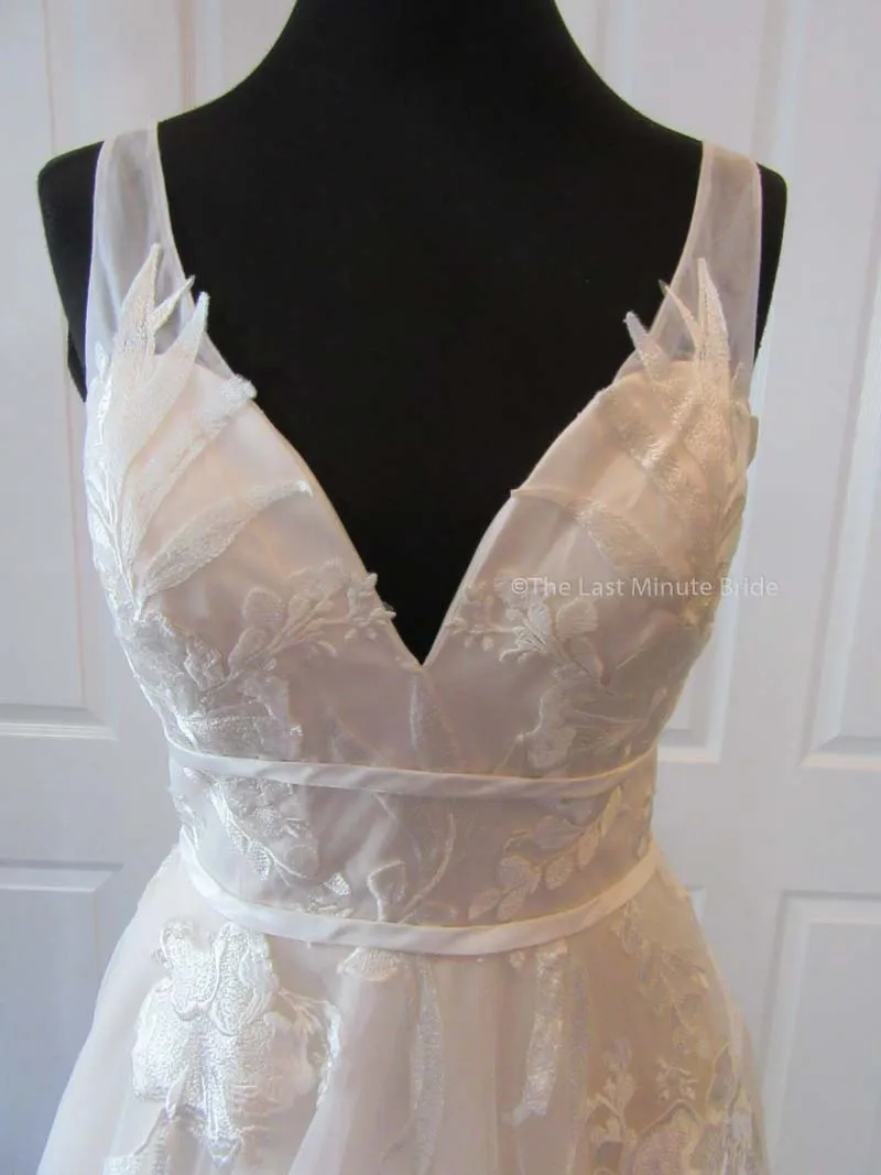The Last Minute Bride Style Brenda
